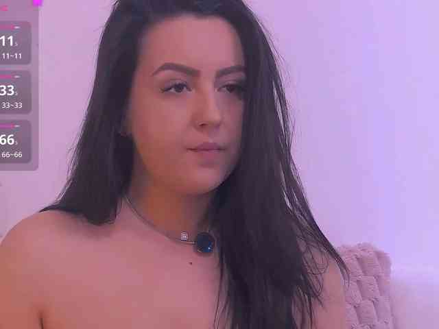 ArielBlossom webcam