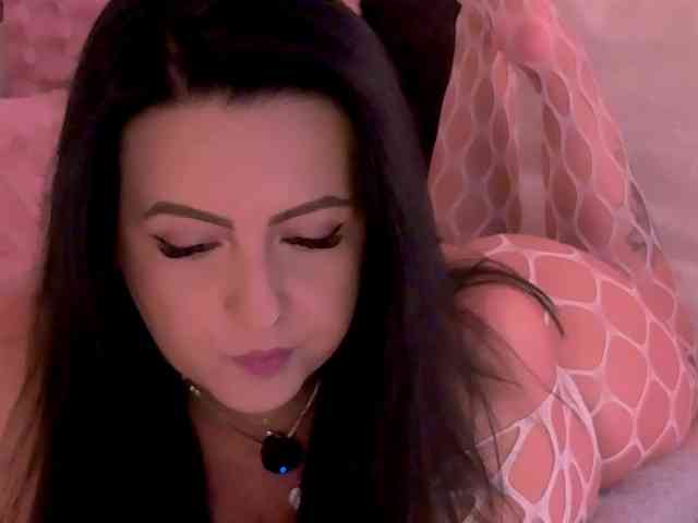 ArielBlossom webcam