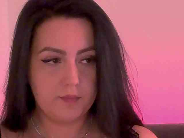 ArielBlossom webcam
