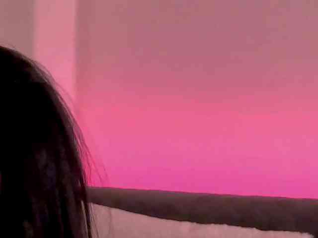 ArielBlossom webcam
