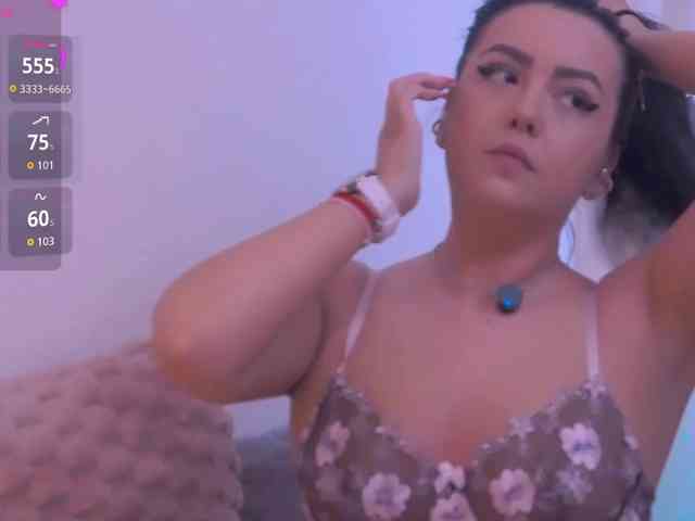 ArielBlossom webcam
