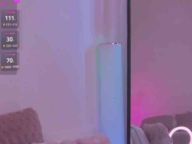 ArielBlossom webcam