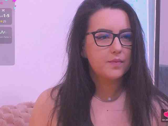 ArielBlossom webcam