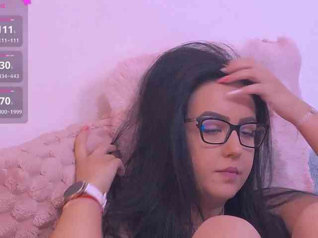 ArielBlossom webcam