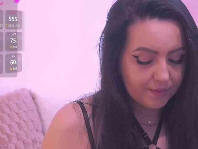 ArielBlossom webcam