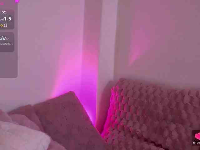 ArielBlossom webcam
