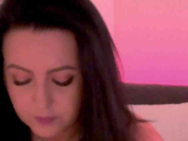 ArielBlossom webcam