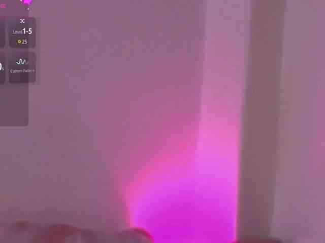 ArielBlossom webcam