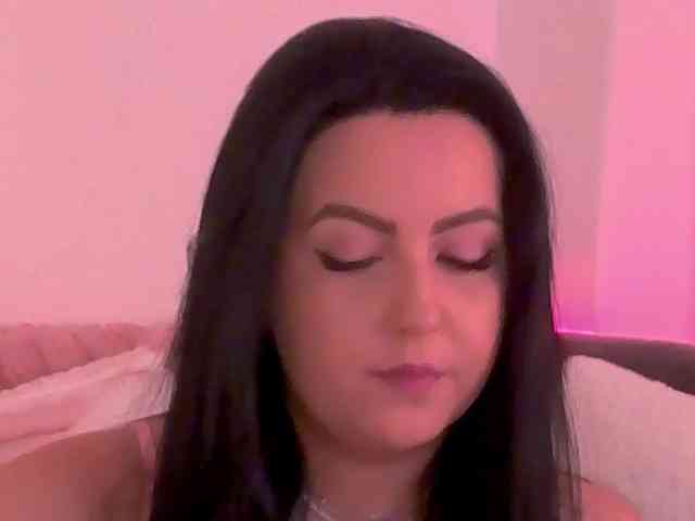 ArielBlossom Live Webcam on BongaCams