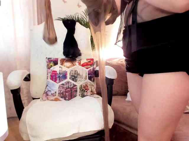 Sensual_Sahaara