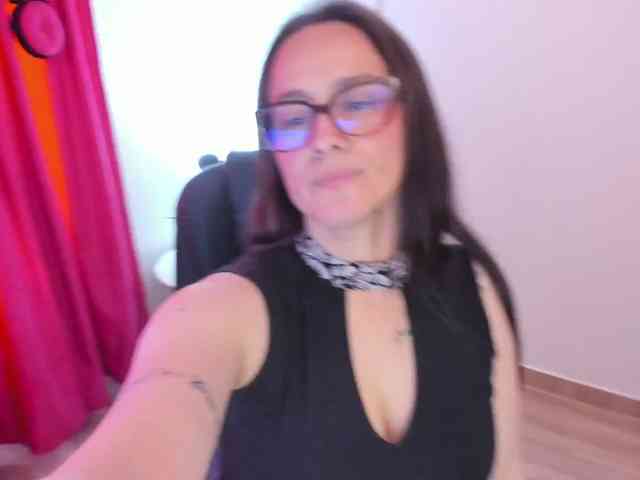 Modella: Sensual_Sahaara