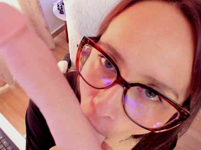 Modella: Sensual_Sahaara