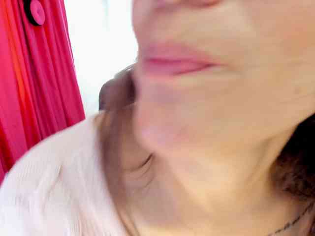 Modella: Sensual_Sahaara