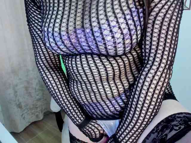 Sensual_Sahaara webcam