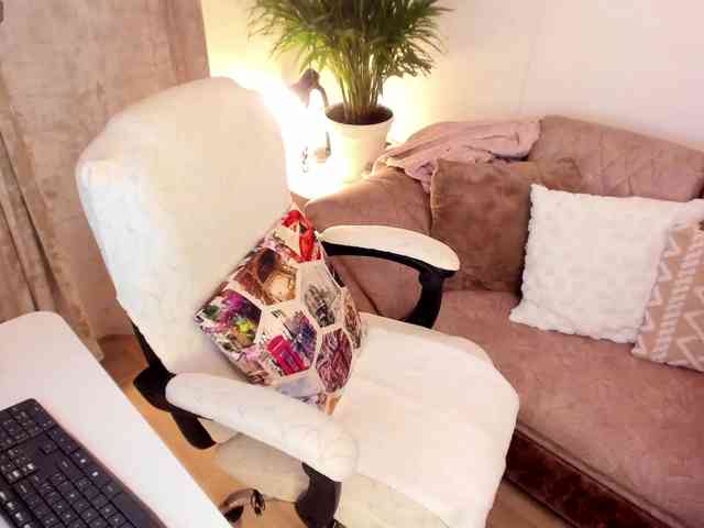 Sensual_Sahaara webcam