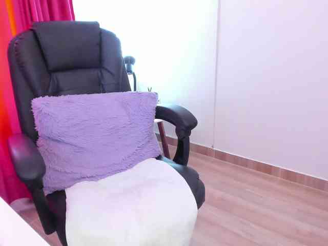 Sensual_Sahaara