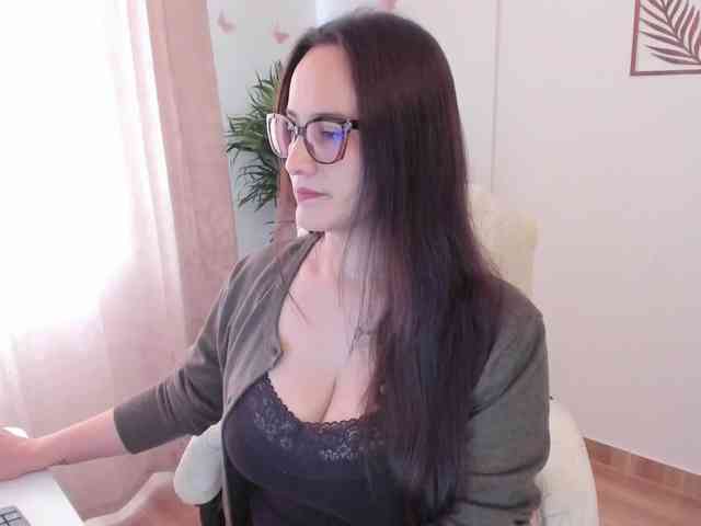 Sensual_Sahaara