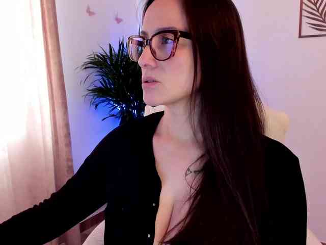 Modella: Sensual_Sahaara