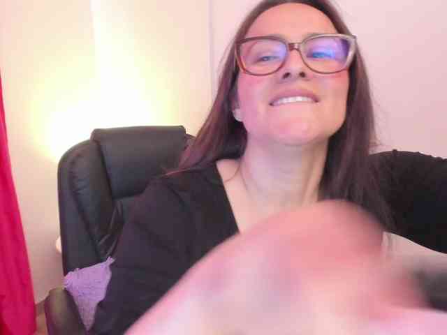 Sensual_Sahaara webcam