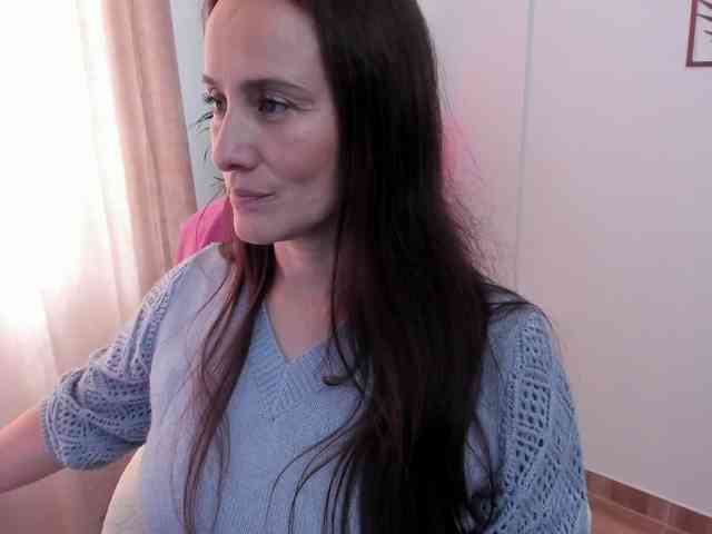 Sensual_Sahaara webcam