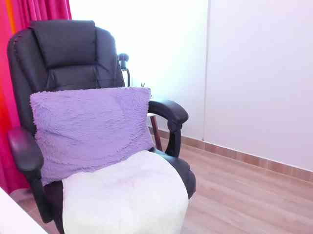 Sensual_Sahaara