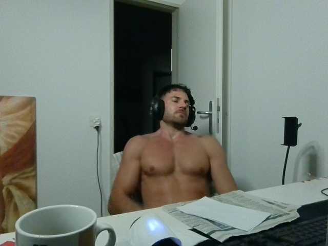 alphah-hunk