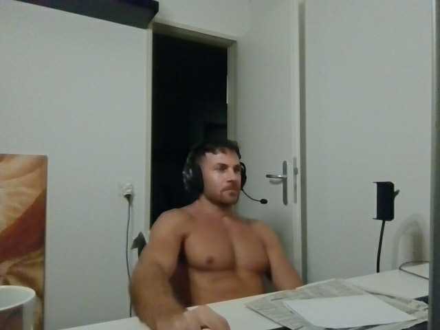 alphah-hunk