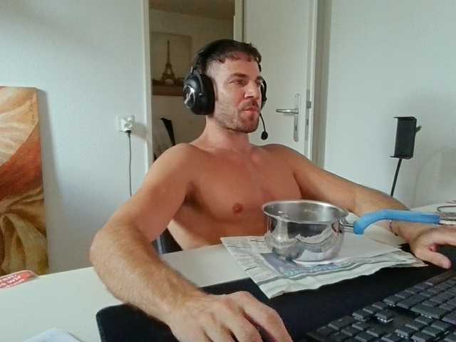 alphah-hunk