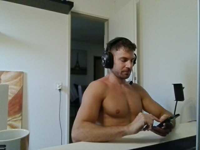 alphah-hunk