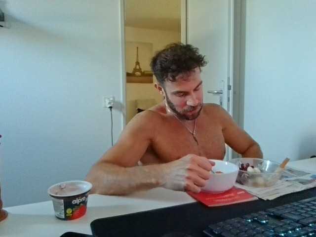 alphah-hunk