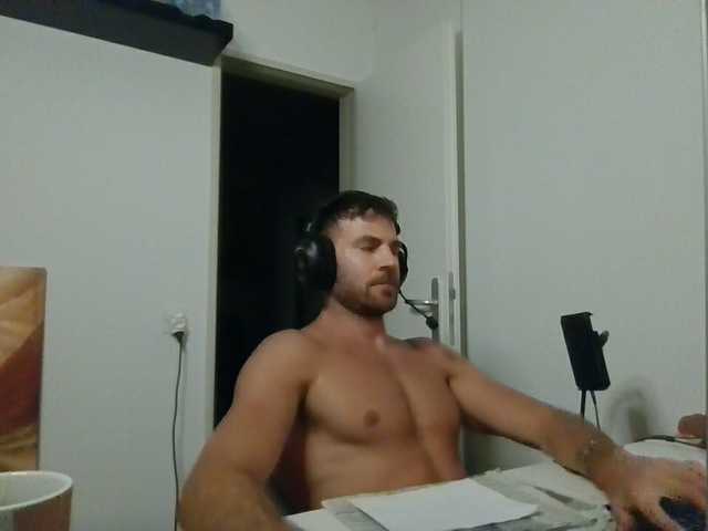 alphah-hunk