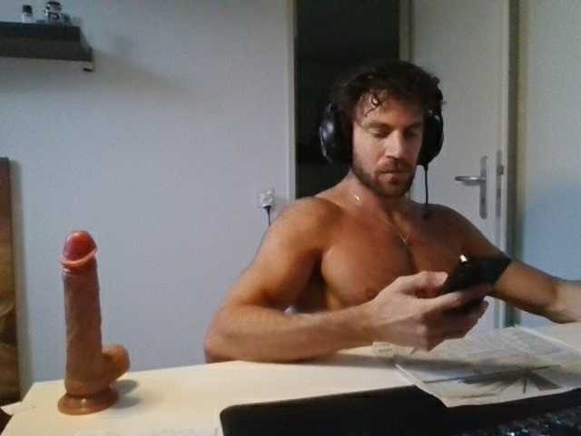 alphah-hunk