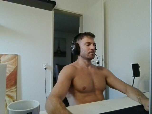 alphah-hunk