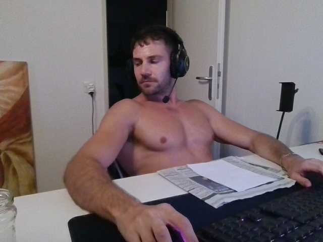 alphah-hunk