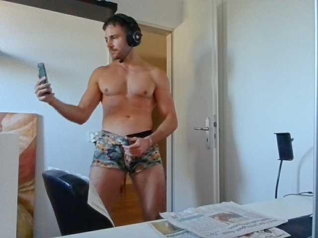 alphah-hunk