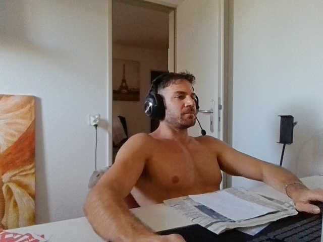 alphah-hunk