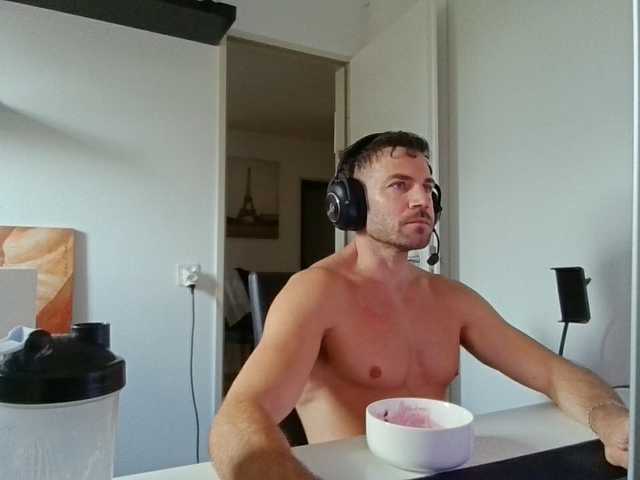 alphah-hunk