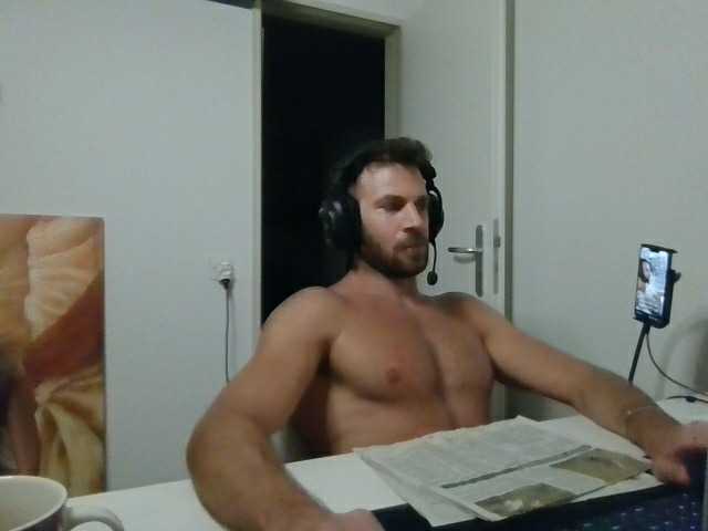 Alphah-hunk