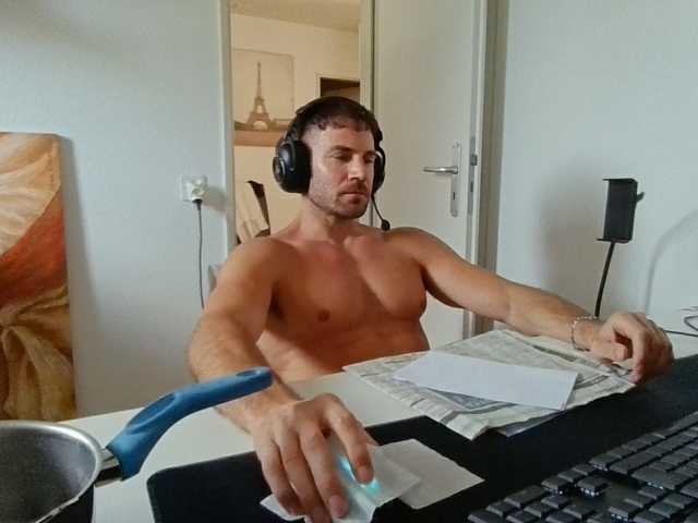 alphah-hunk