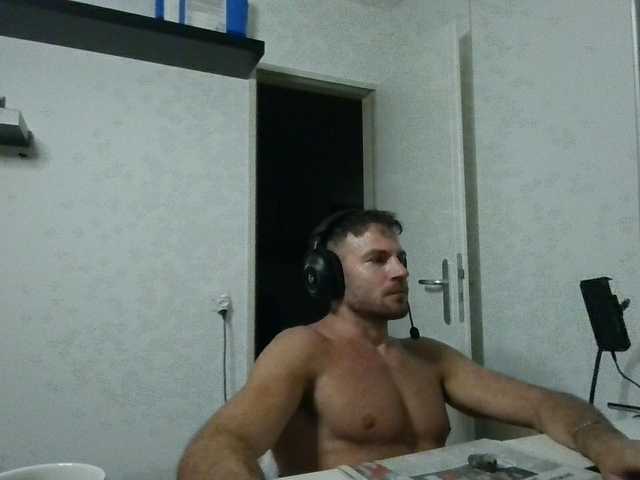 alphah-hunk
