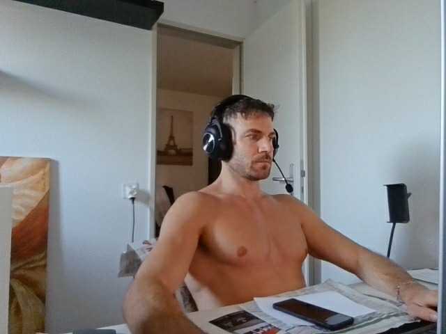 alphah-hunk