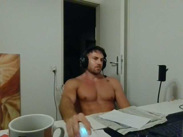 alphah-hunk