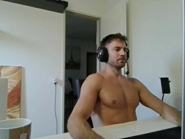 alphah-hunk