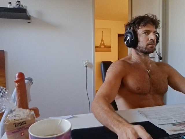 alphah-hunk