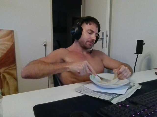 alphah-hunk
