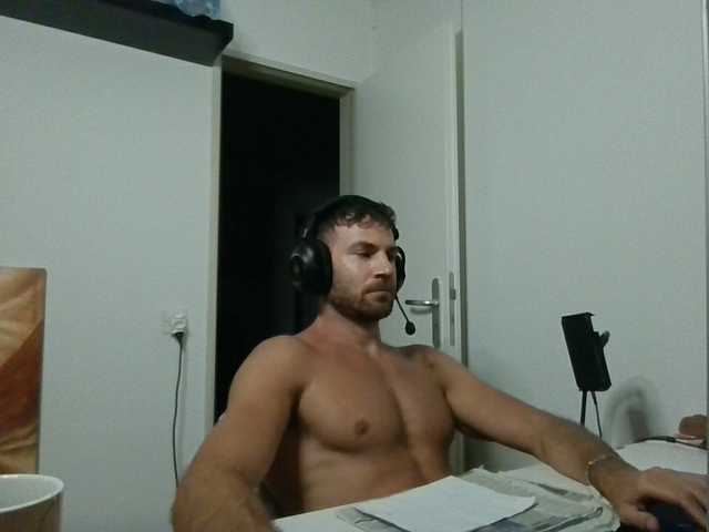 alphah-hunk