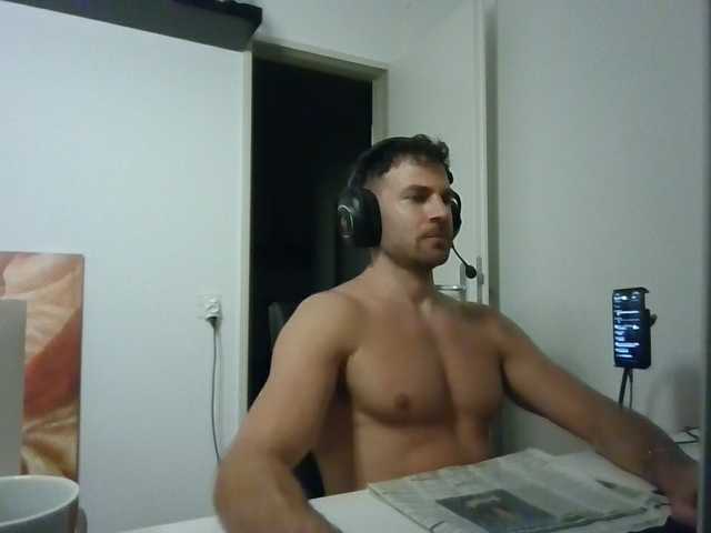 alphah-hunk