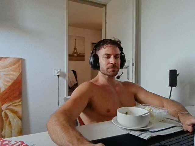 alphah-hunk