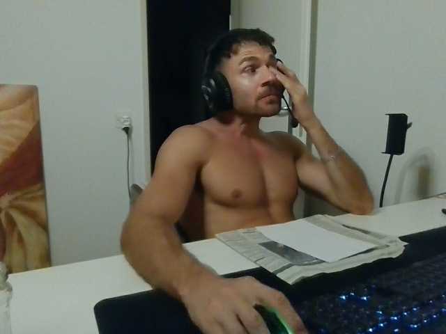 alphah-hunk