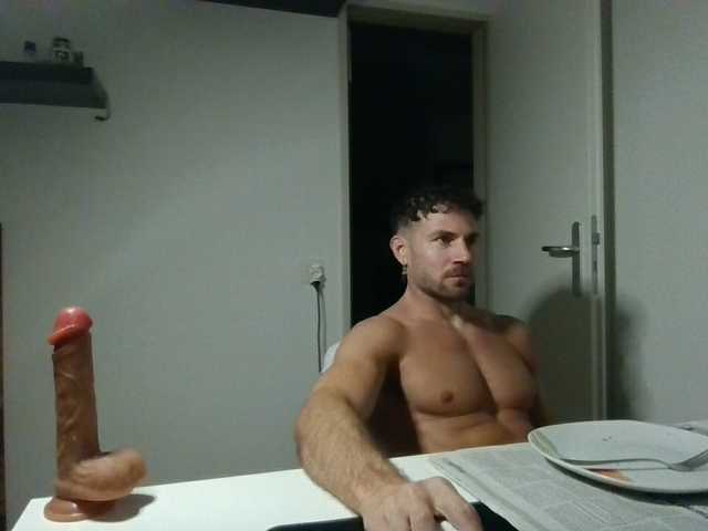 Alphah-hunk